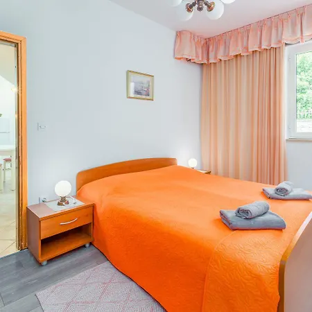 Charmantes Nur 400 Meter Zum Mit Grossem Pool, Privater Terrasse, Grill, Liegen *